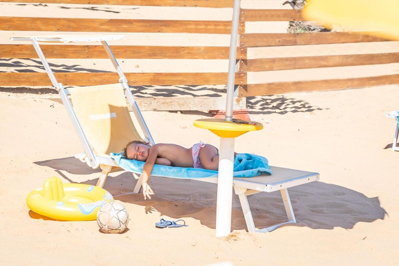 Triscinamare Hotel Residence Εξωτερικό φωτογραφία